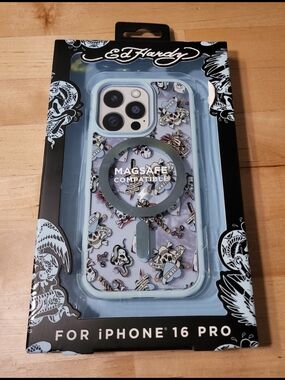 Ed Hardy Light Blue Skull Tattoo MagSafe Case for iPhone 16 Pro